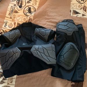 Nike Pro Hyperstrong Youth XL Football Girdle and Chest Protector